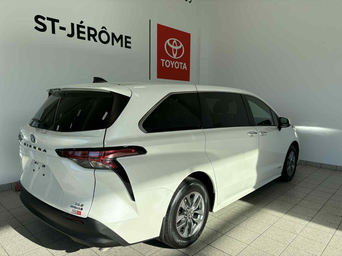 Toyota Sienna 2021