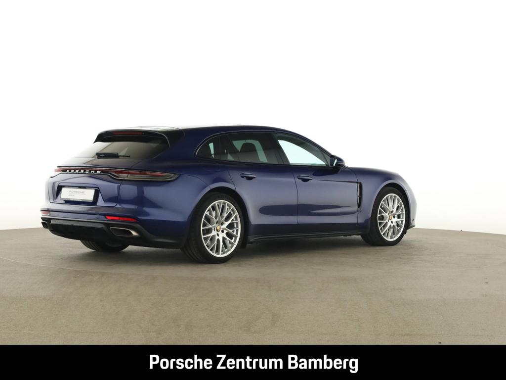 Porsche Panamera 2021