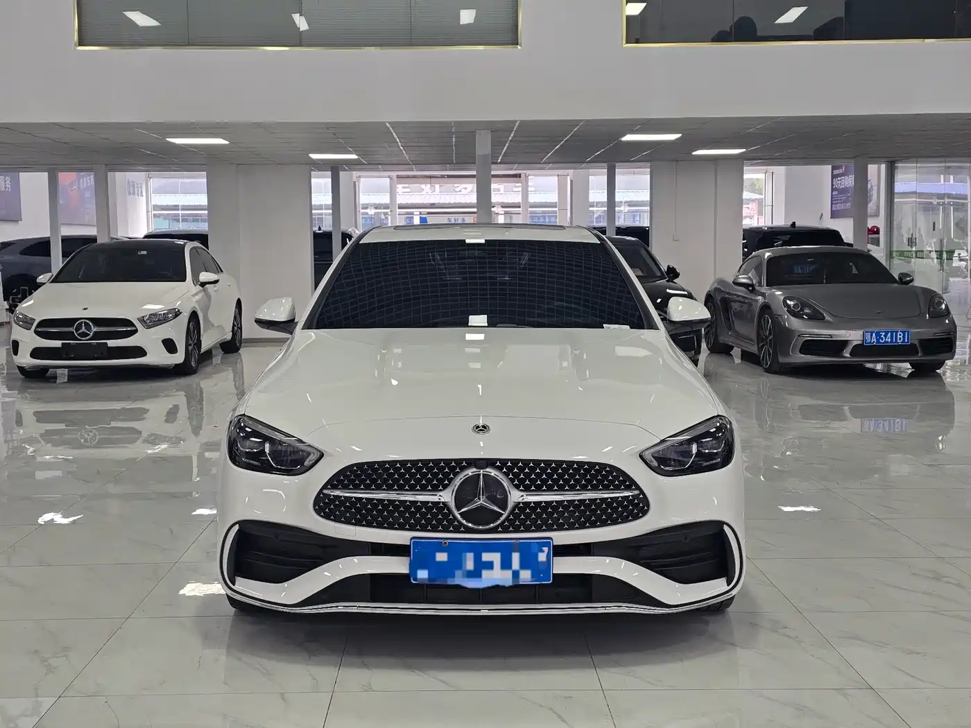 Mercedes-Benz C-Класс 2023