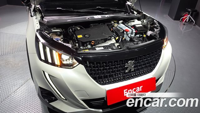 Peugeot 2008 2021