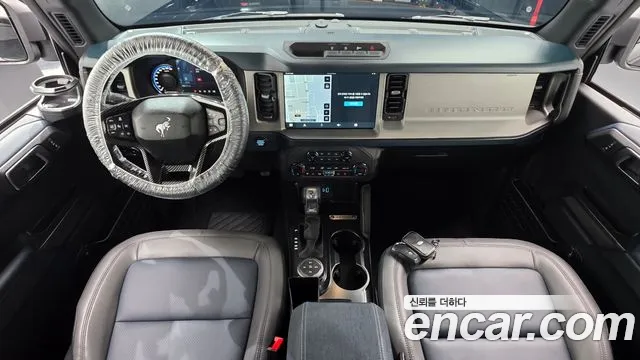 Ford Bronco 2024