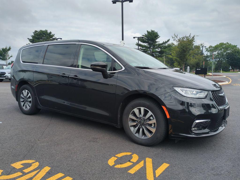 Chrysler Pacifica 2023