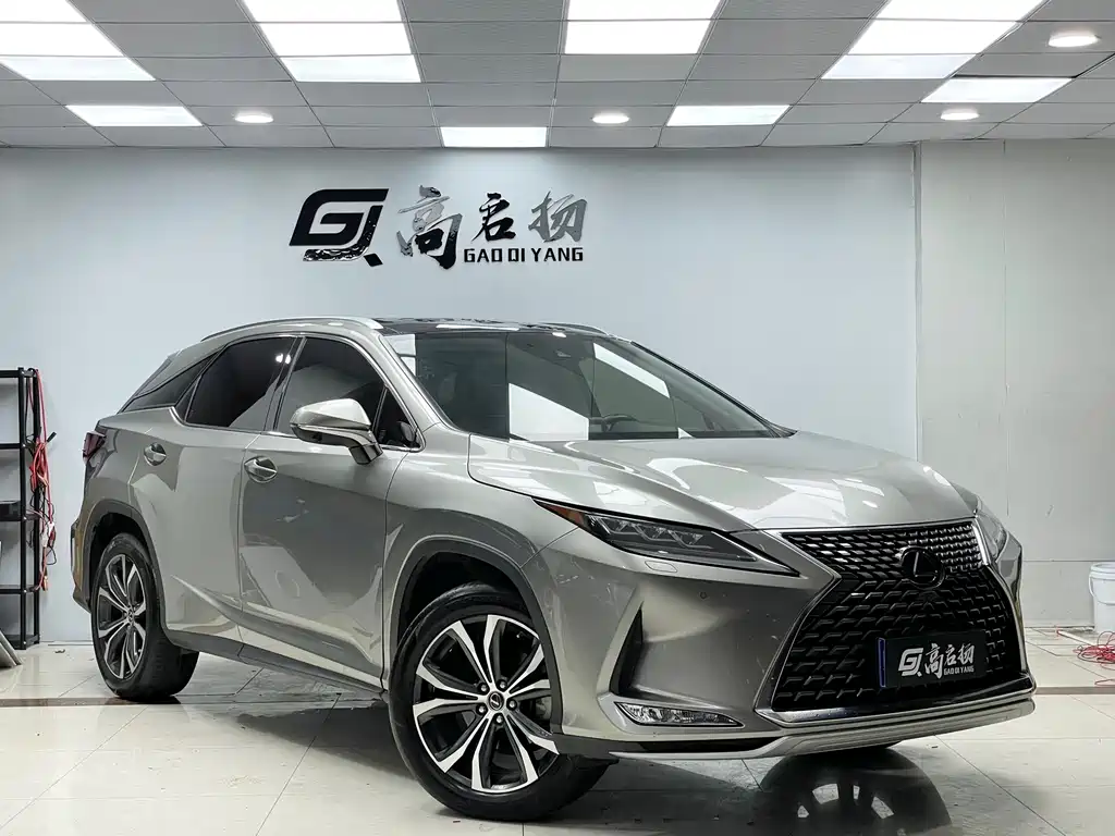 Lexus RX 2022
