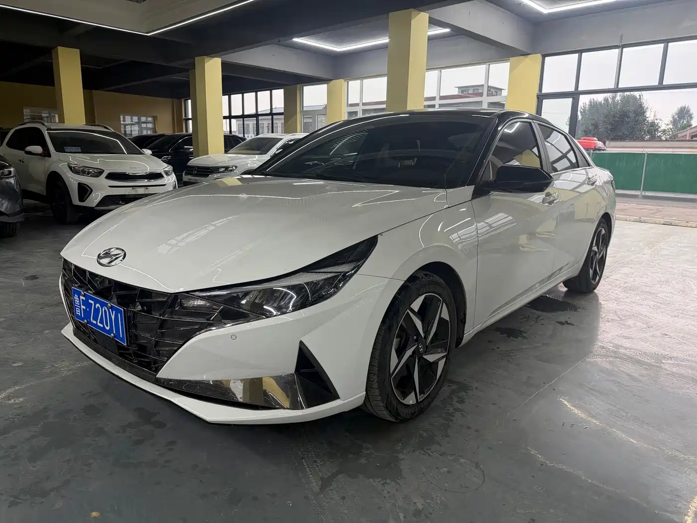 Hyundai Elantra 2022
