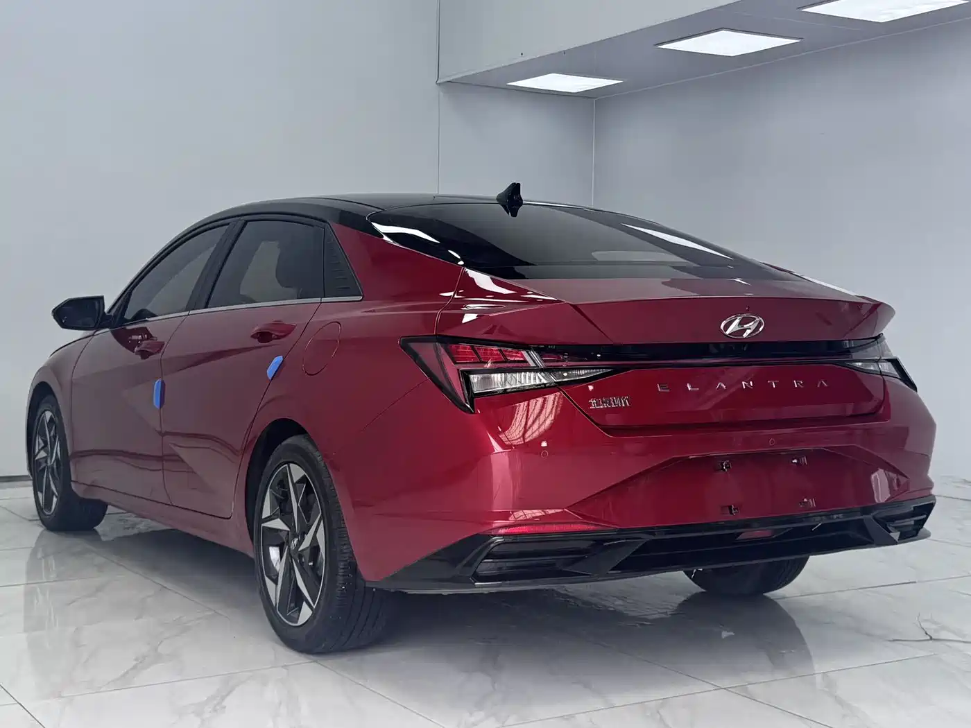 Hyundai Elantra 2022