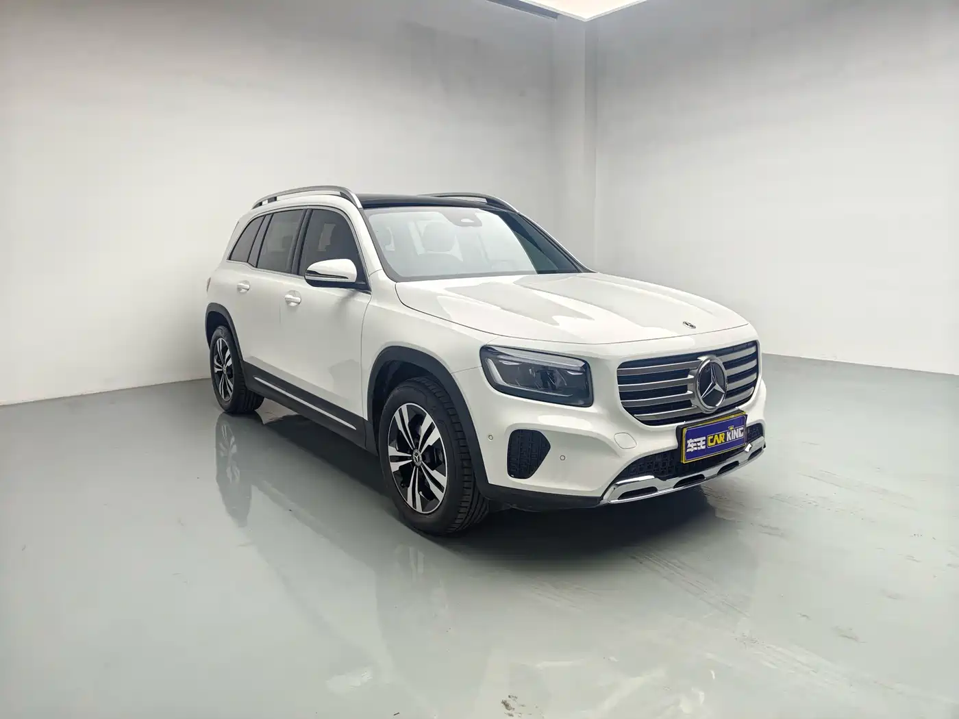 Mercedes-Benz GLB 2025