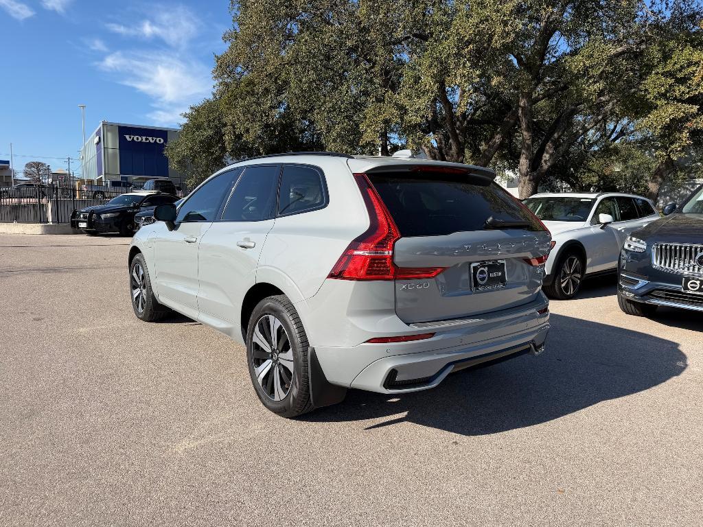Volvo XC60 2025