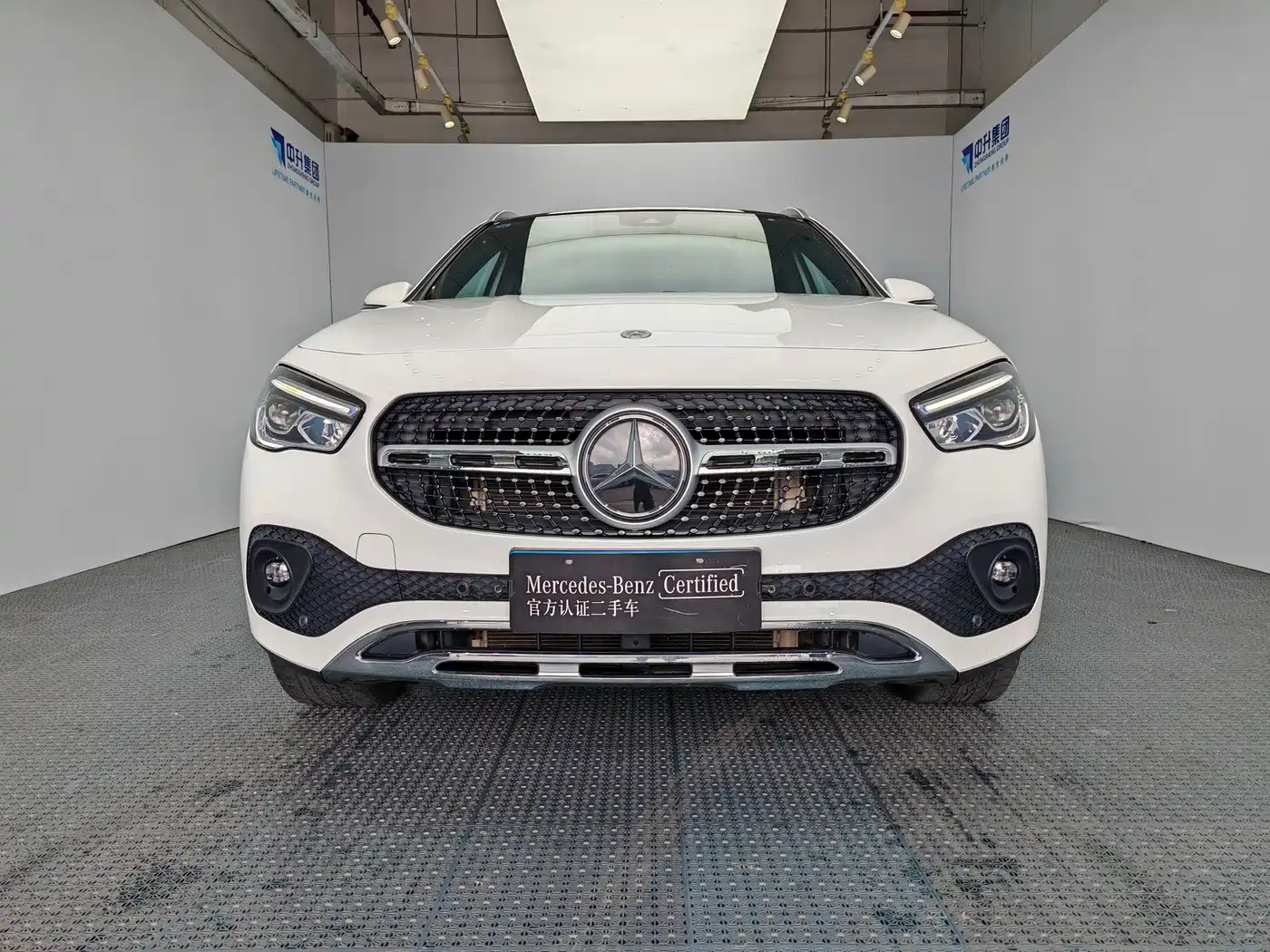 Mercedes-Benz GLA 2023