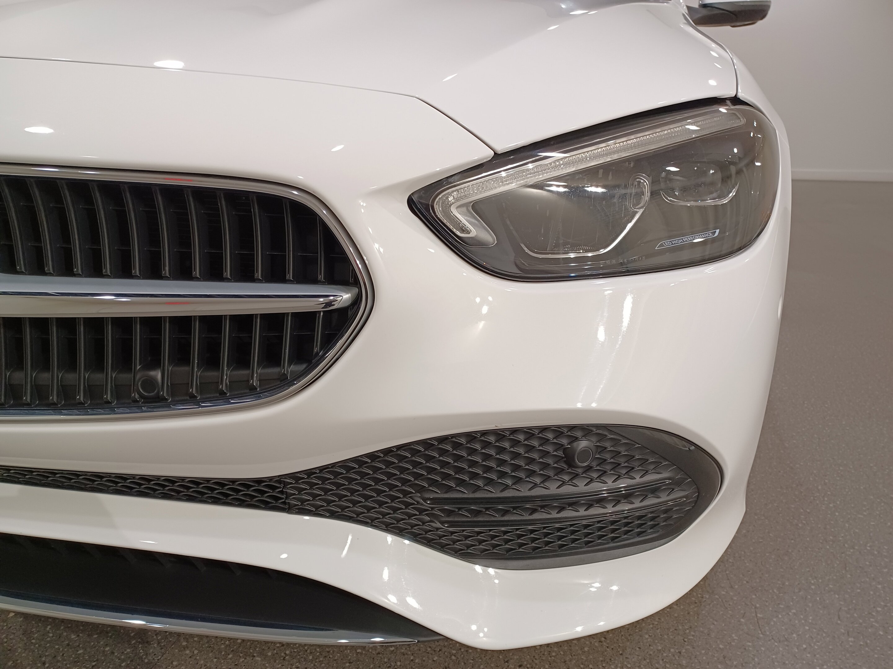 Mercedes-Benz C-Класс 2023