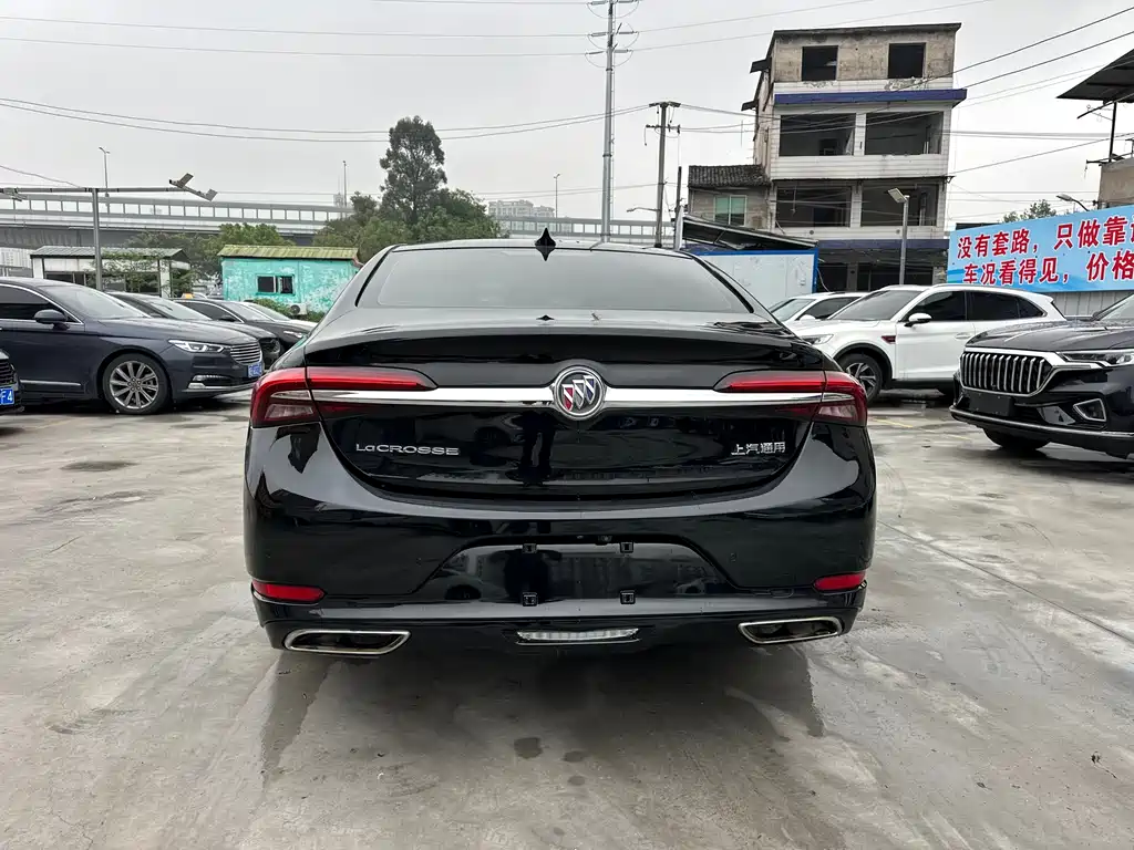 Buick LaCrosse 2022
