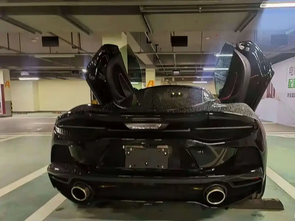 McLaren GT 2023