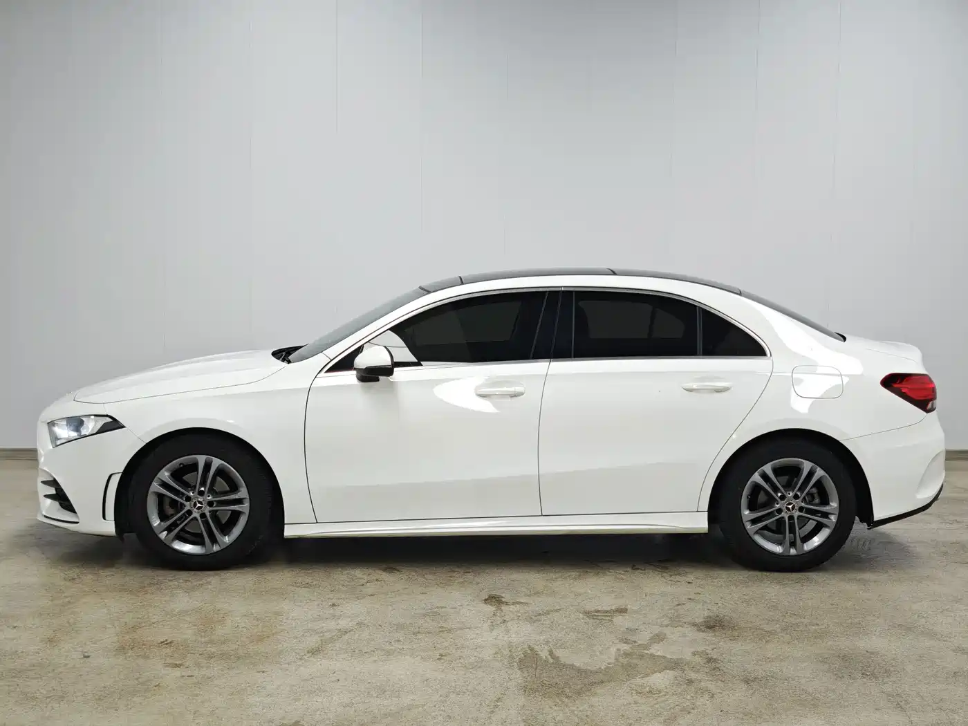 Mercedes-Benz A-Класс 2023