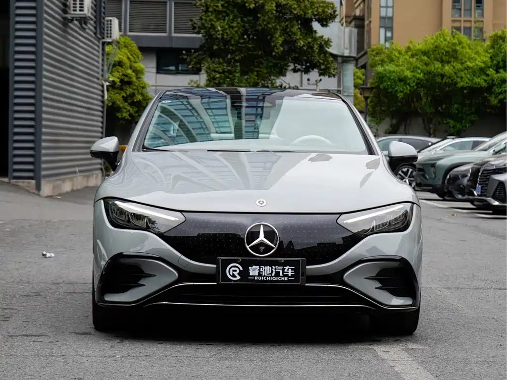 Mercedes-Benz EQE 2022