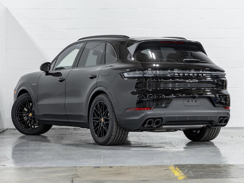Porsche Cayenne 2025