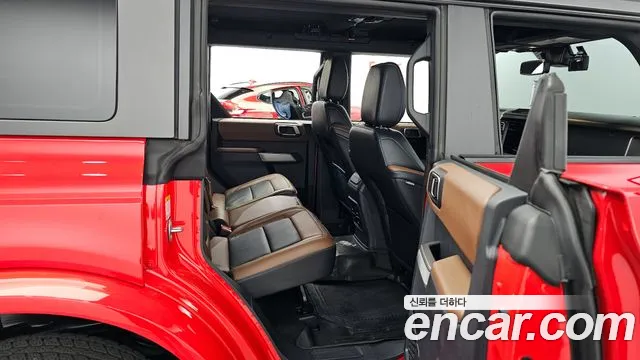 Ford Bronco 2022
