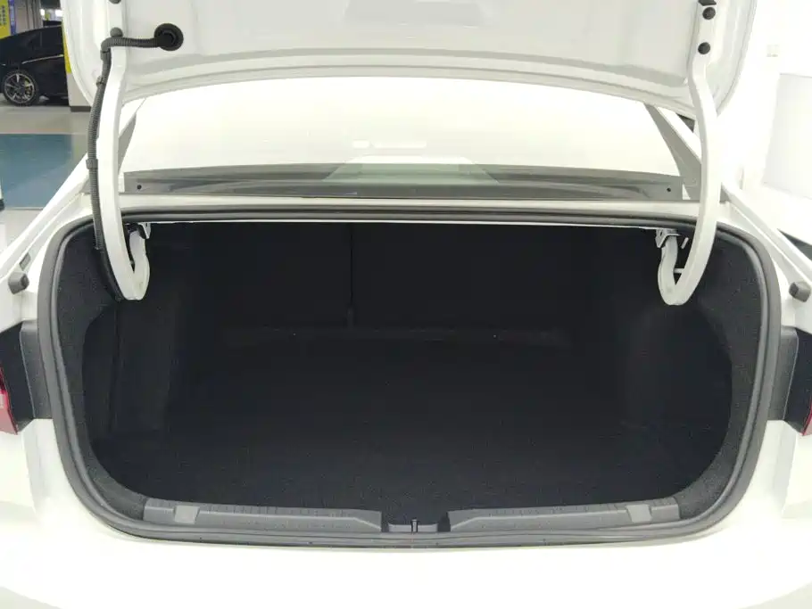 Volkswagen Lavida 2024
