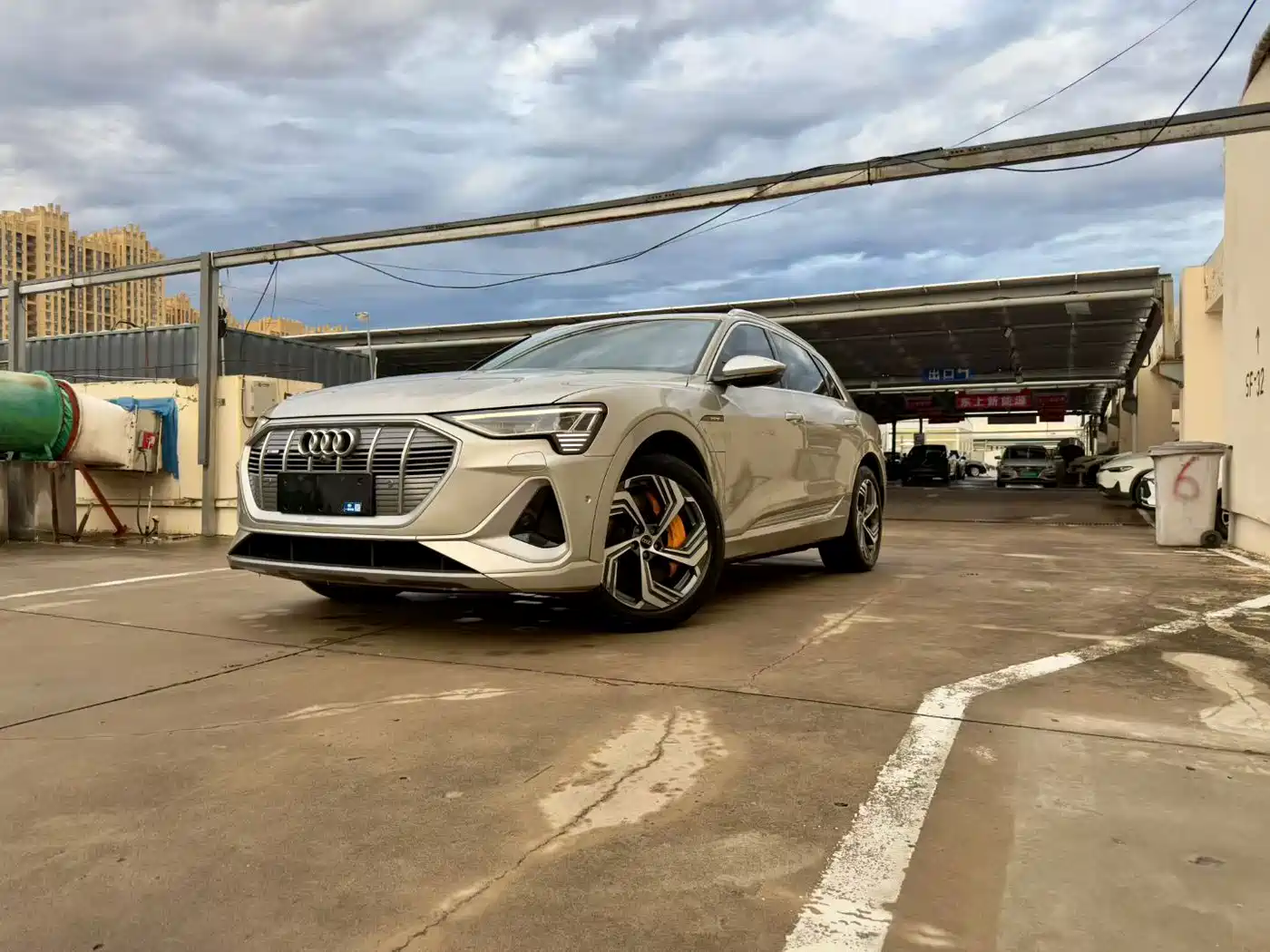Audi e-tron 2022
