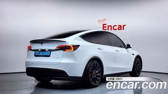 Tesla Model Y 2022