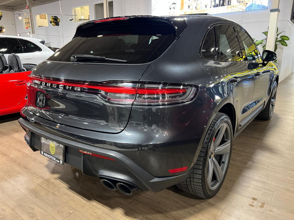 Porsche Macan 2022