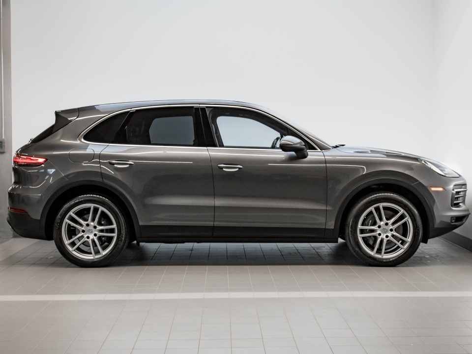 Porsche Cayenne 2022