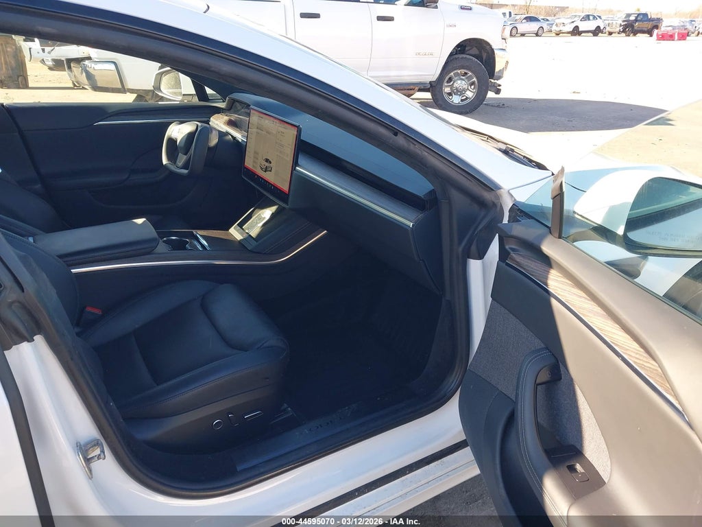 Tesla Model S 2021