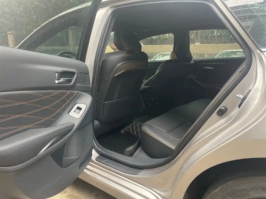 Toyota Avalon 2025