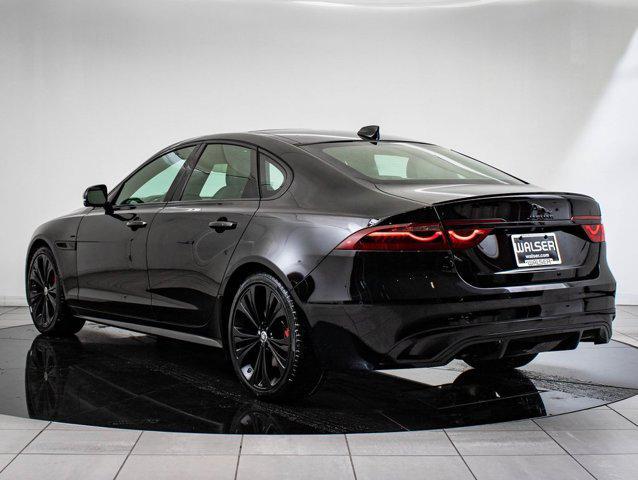 Jaguar XF 2024