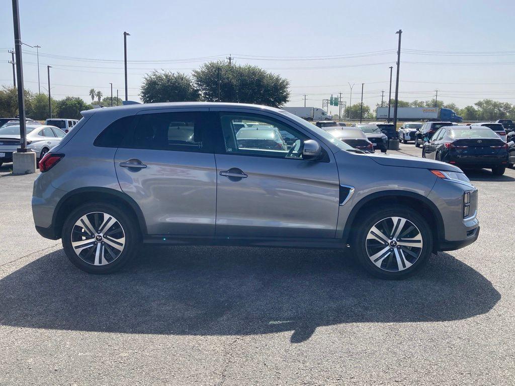 Mitsubishi Outlander Sport 2024