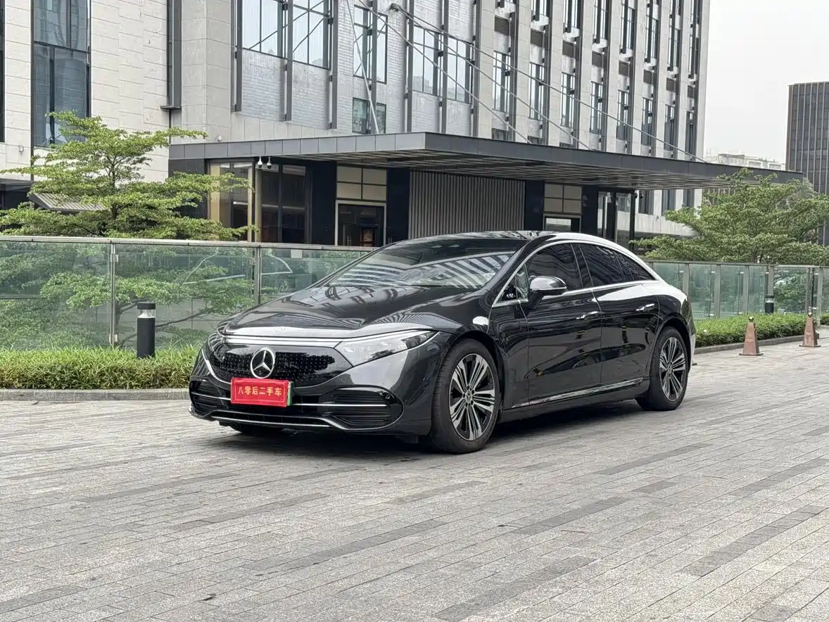 Mercedes-Benz EQS 2024