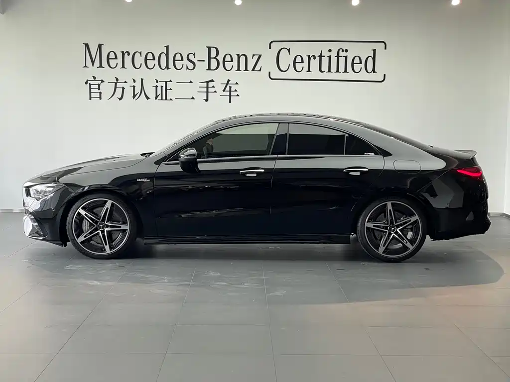 Mercedes-Benz CLA AMG 2025