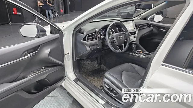 Toyota Camry 2021