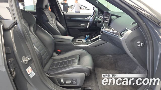 BMW i4 2023
