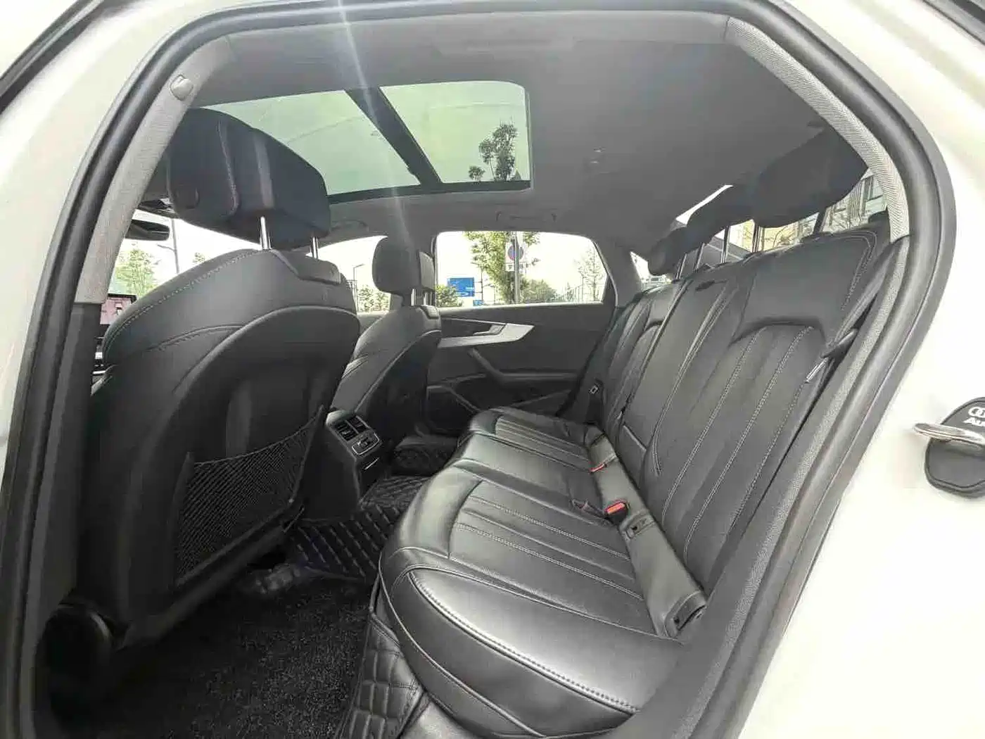 Audi A4 2023