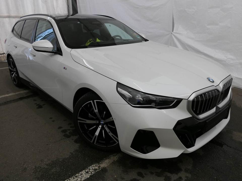 BMW 540 2025