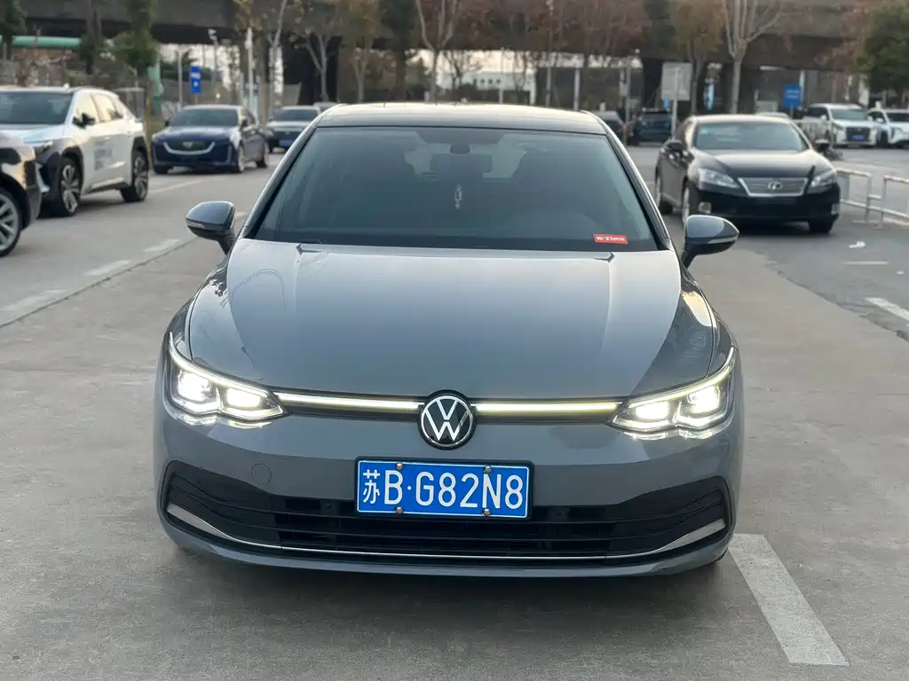 Volkswagen Golf 2022