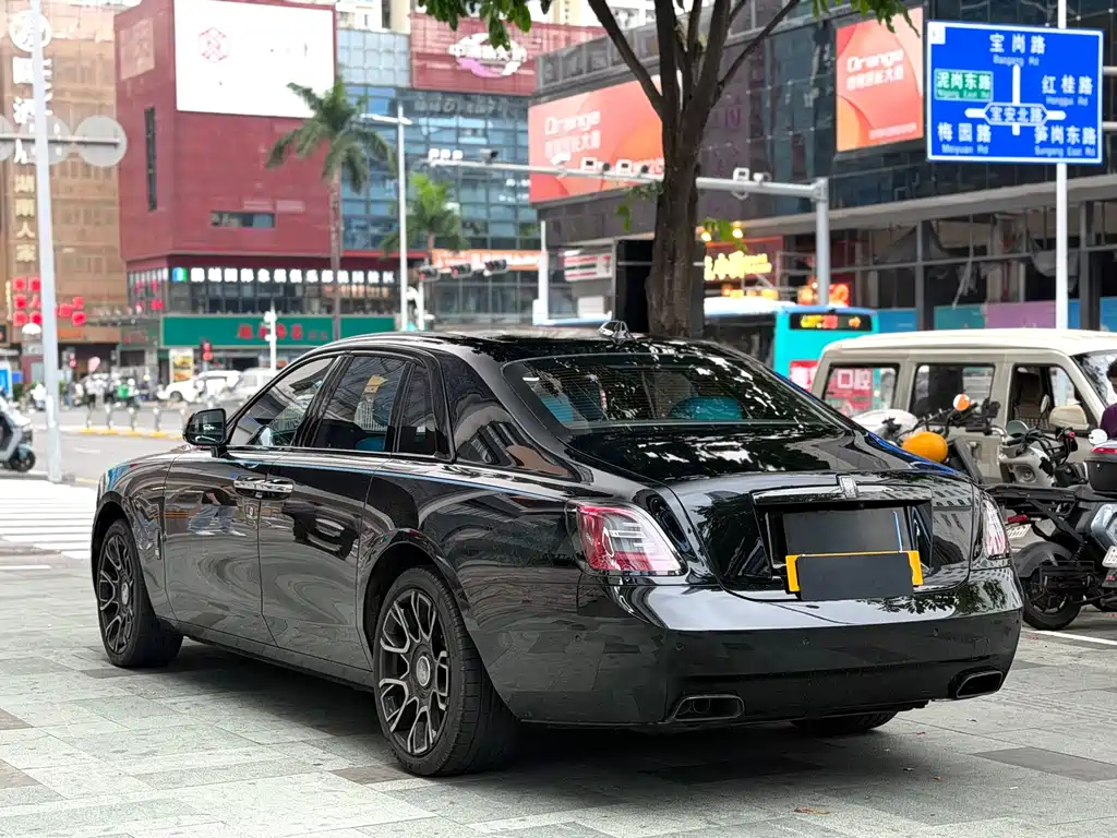 Rolls-Royce Ghost 2023