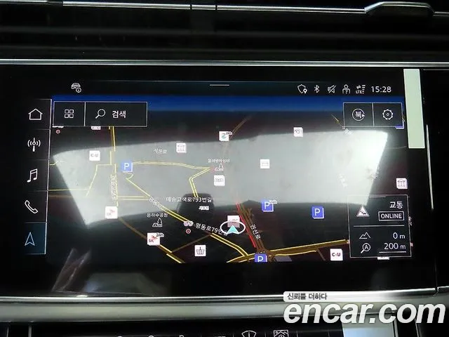 Audi Q8 2025