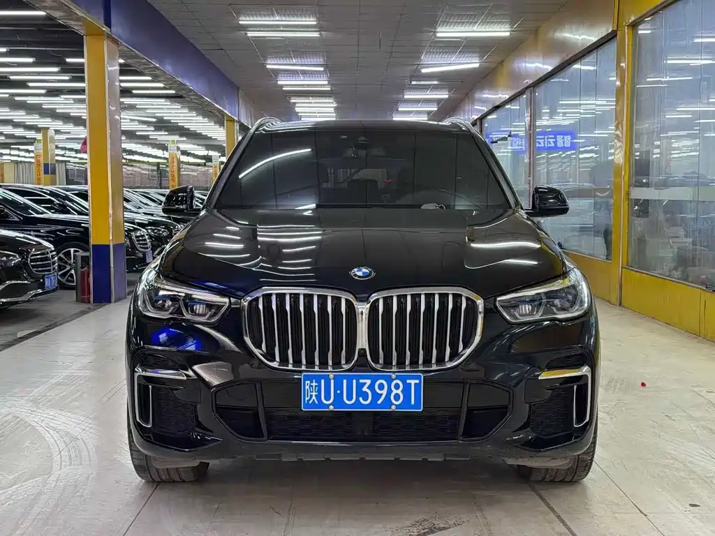 BMW X5 2023