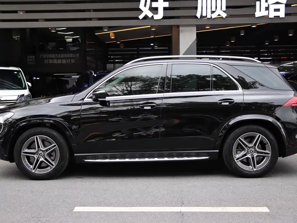 Mercedes-Benz GLE 2021