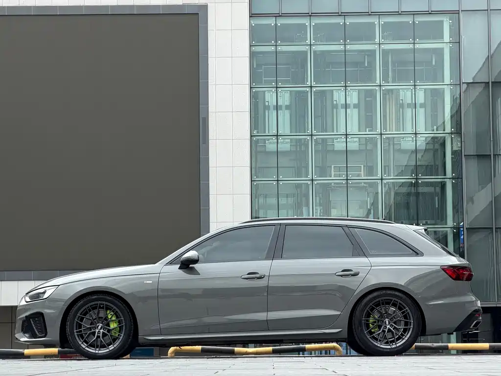 Audi A4 2021