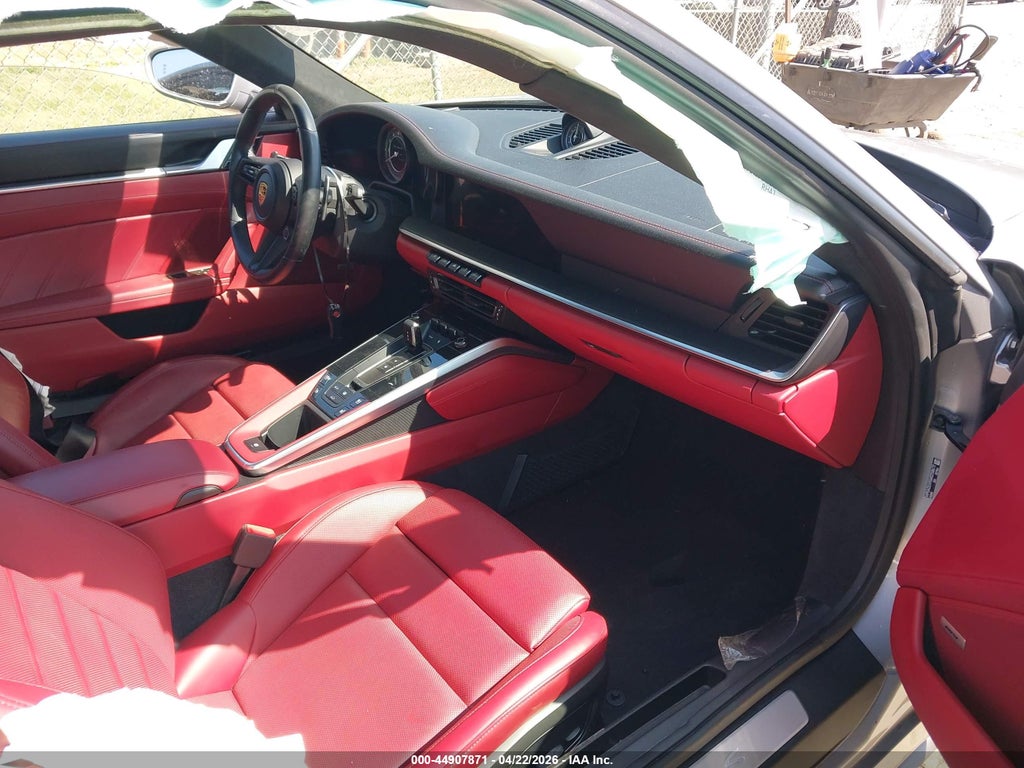 Porsche 911 2021
