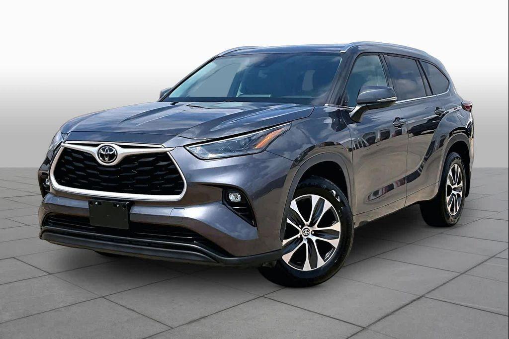 Toyota Highlander 2021