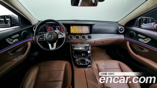 Mercedes-Benz E-Класс 2020