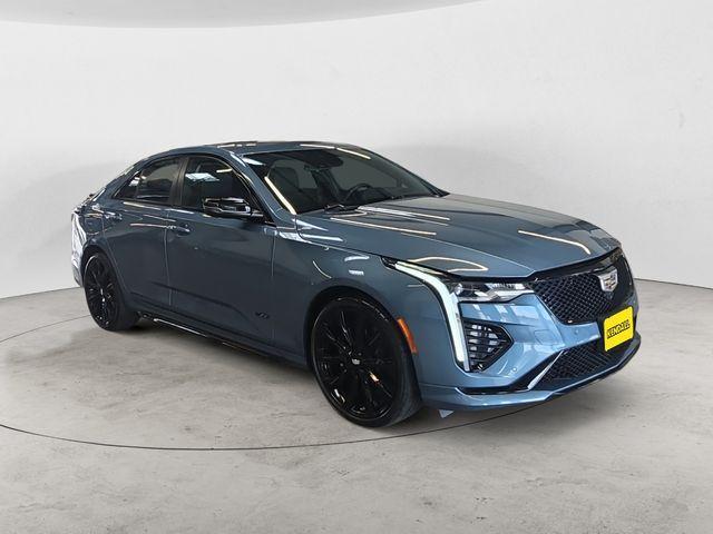 Cadillac CT4-V 2024