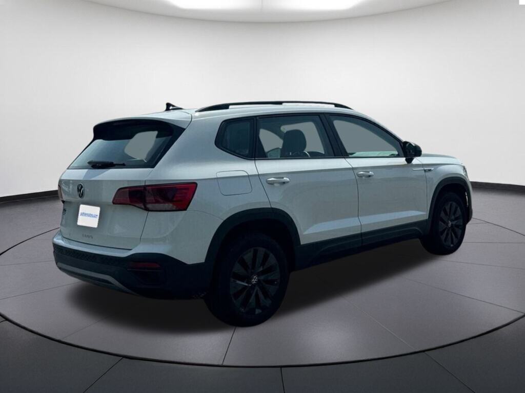 Volkswagen Taos 2024