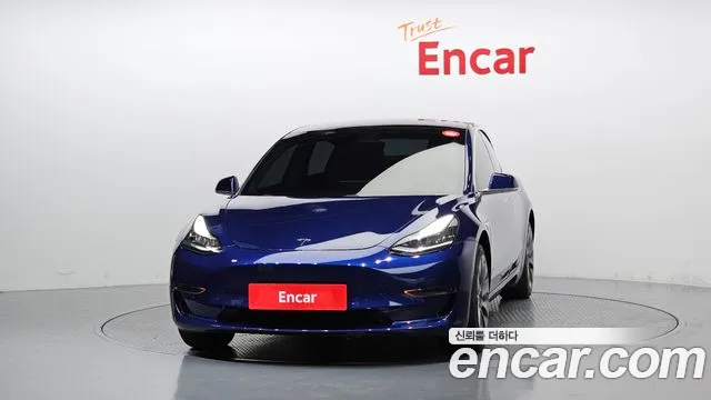Tesla Model 3 2020