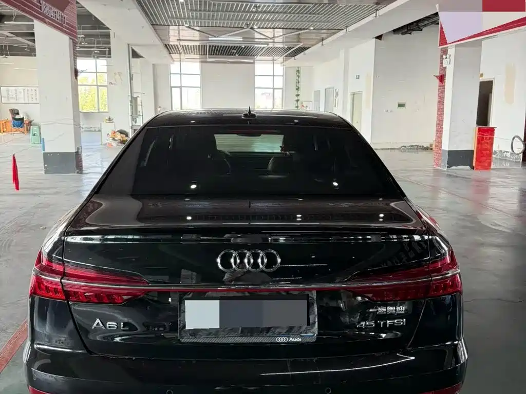 Audi A6 2024