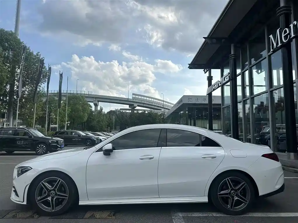 Mercedes-Benz CLA 2021