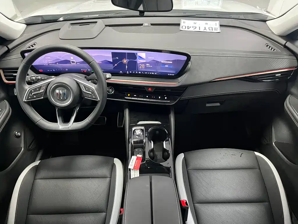 Buick Envision 2024