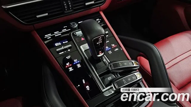 Porsche Cayenne 2023